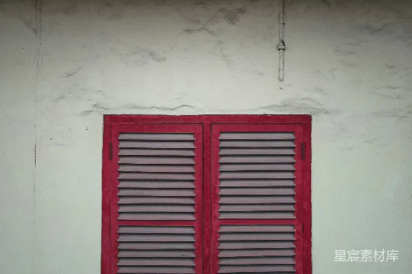 高清摄影 红框木百叶窗