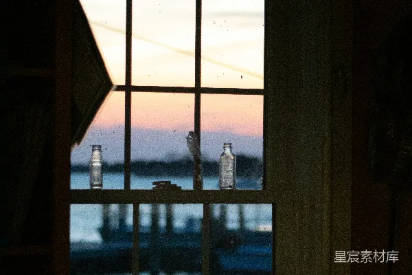 高清摄影 夕阳透过窗户