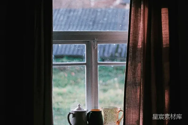 高清摄影 窗边的静谧时光
