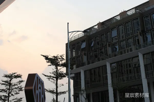 高清摄影 现代建筑与标志牌