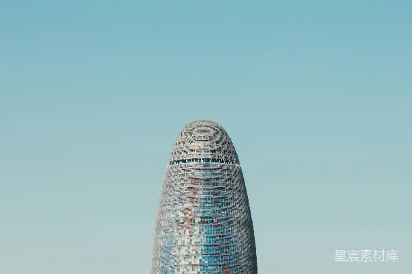高清摄影 阿格巴塔：巴塞罗那的现代天际线