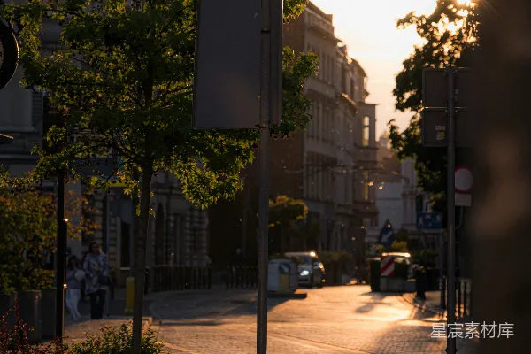 高清摄影 夕阳下的宁静街道