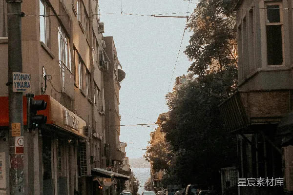 高清摄影 夕阳下的宁静街景