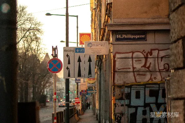 高清摄影 夕阳下的城市街道