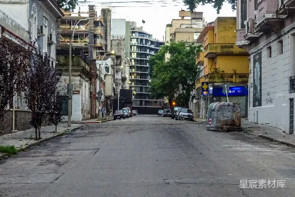 高清摄影 城市中的宁静街道