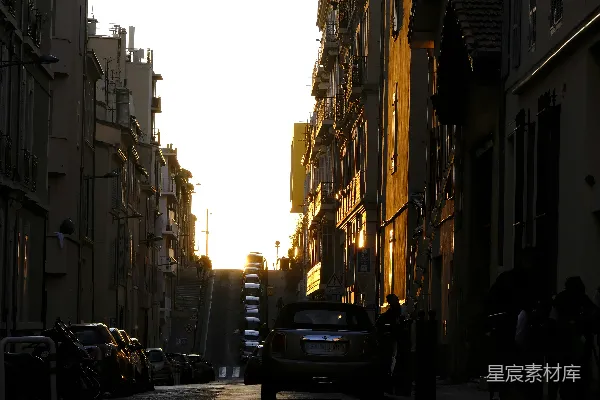 高清摄影 夕阳下的城市街景