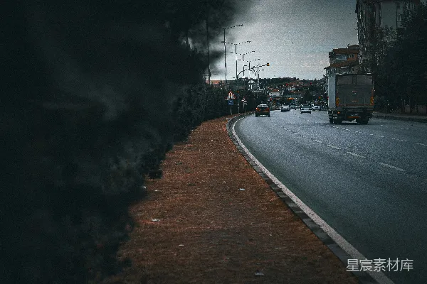 高清摄影 城市边缘的静谧道路