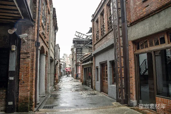 高清摄影 雨中的复古街巷