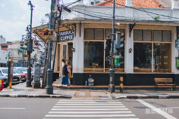 高清摄影 城市街角的咖啡店