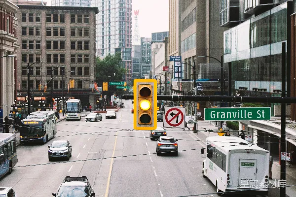 高清摄影 城市街景中的交通灯