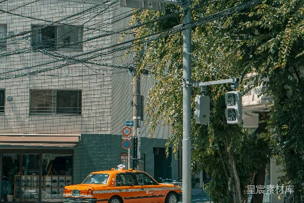 高清摄影 东京街头的橙色出租车