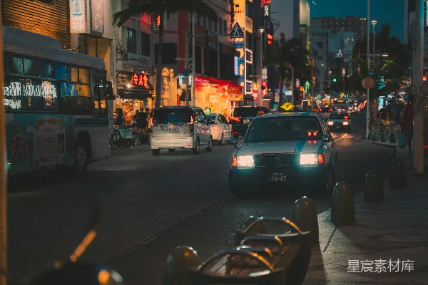 高清摄影 夜幕下的城市街道