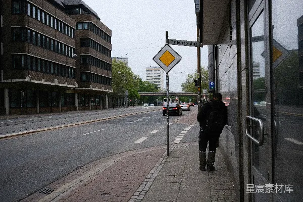 高清摄影 城市街道的宁静一角
