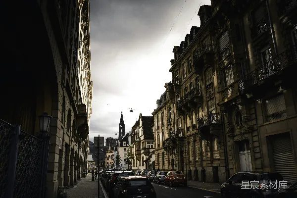 高清摄影 阴云密布的欧洲城市街景