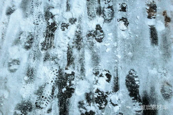 高清摄影 雪地脚印