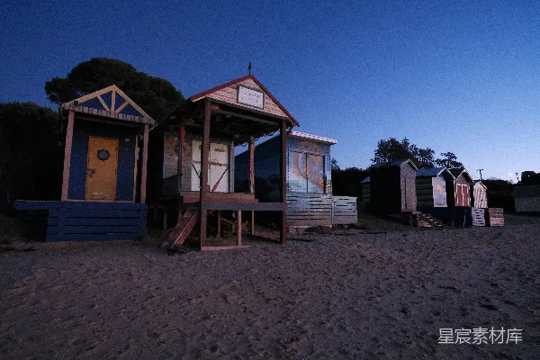 高清摄影 黄昏时分的海边小屋