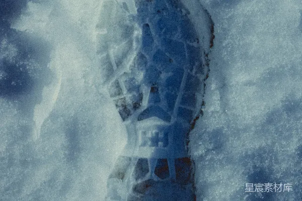 高清摄影 雪地足迹