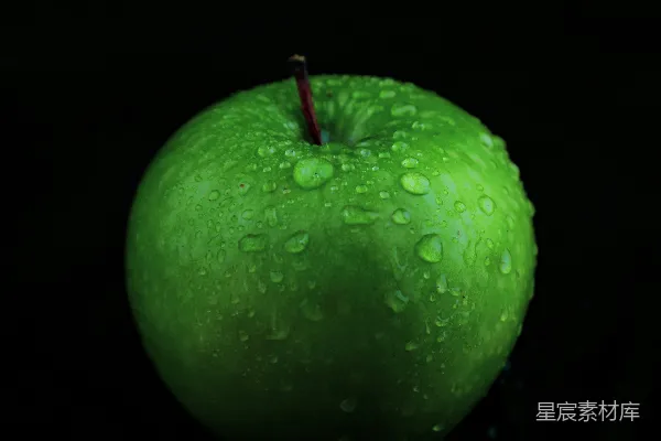 高清摄影 雨后青苹果
