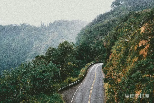 高清摄影 蜿蜒山间公路