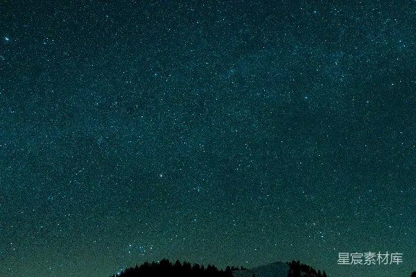 高清摄影 冬夜星空下的雪地