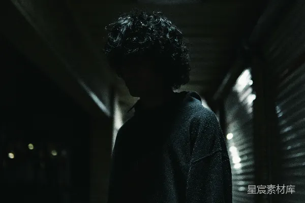 高清摄影 孤独的夜晚
