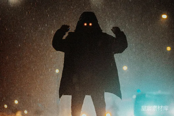 高清摄影 雨夜中的孤独身影