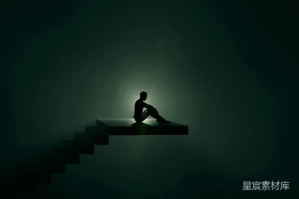 高清摄影 黑暗中的阶梯：孤独的剪影