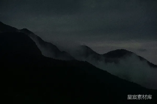 高清摄影 山峦间晨雾