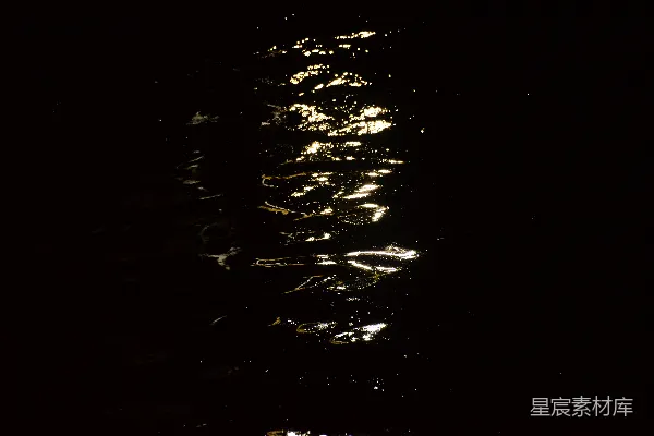 高清摄影 夜色中的光影涟漪