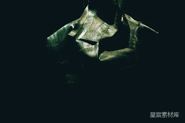 高清摄影 暗夜中的骑士盔甲