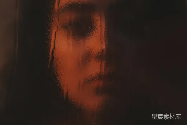 高清摄影 雨中的剪影