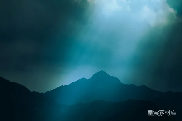 高清摄影 山间光束