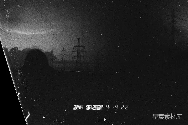 高清摄影 夜幕下的电力塔