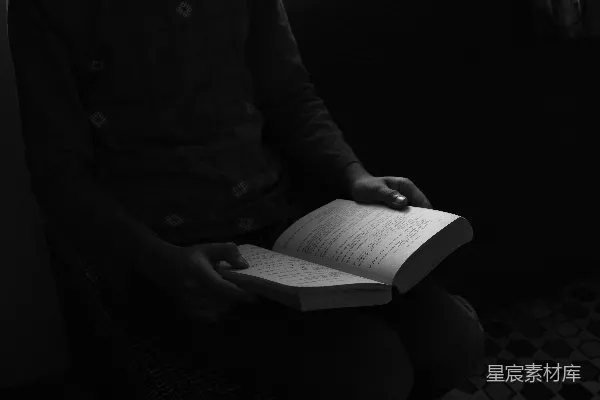 高清摄影 夜读时光