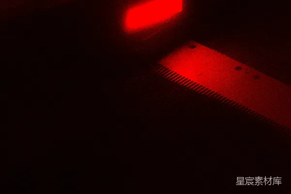 高清摄影 红色警示光带