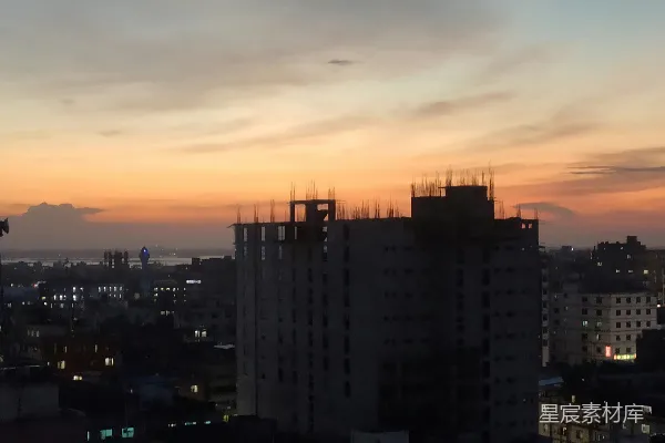 高清摄影 落日余晖下的城市剪影