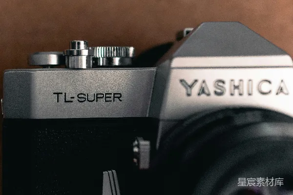 高清摄影 Yashica TL-Super相机特写