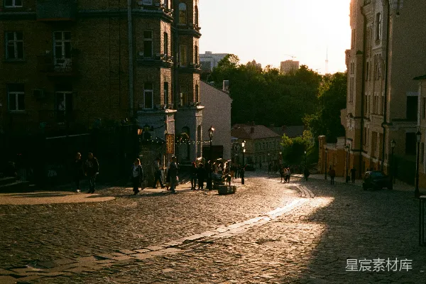 高清摄影 夕阳下的石板路
