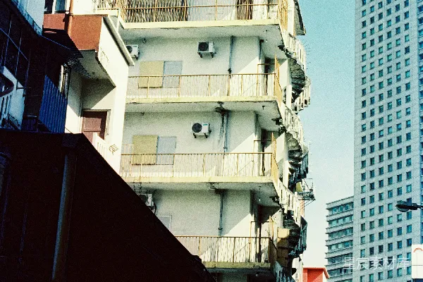 高清摄影 城市中的老住宅楼