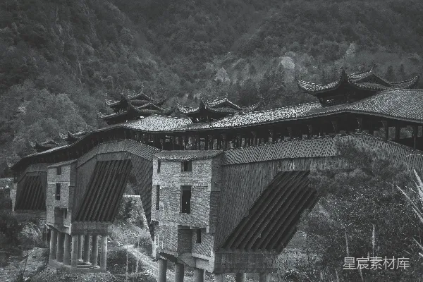 高清摄影 传统与现代的碰撞：黑白建筑群