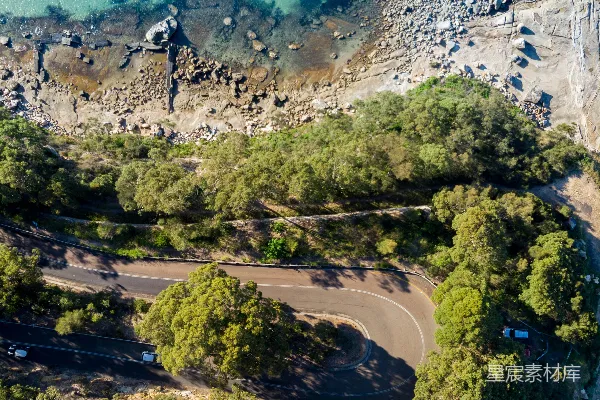 高清摄影 海岸边的蜿蜒公路