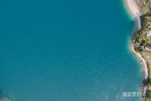 高清摄影 蓝宝石般的湖泊