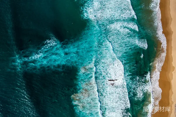 高清摄影 航拍海浪与沙滩