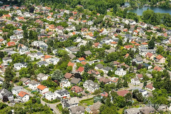 高清摄影 城市绿洲：自然与建筑的和谐共存
