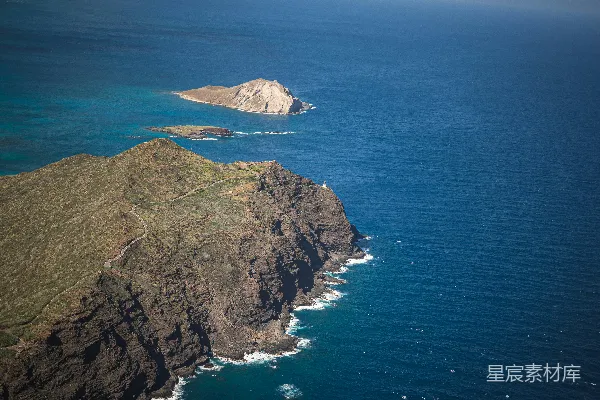 高清摄影 海岸峭壁与灯塔