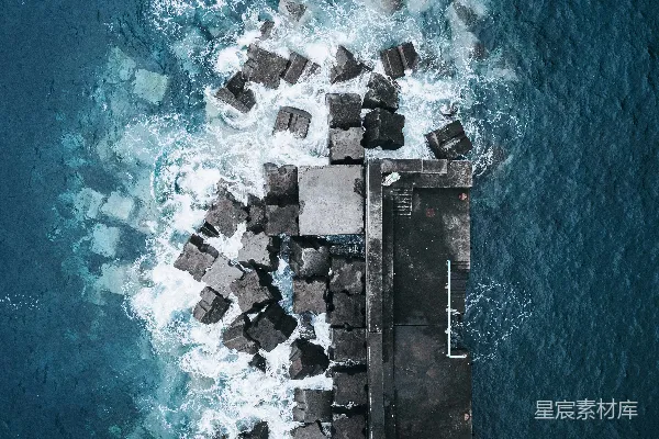 高清摄影 海浪与岩石的交响曲