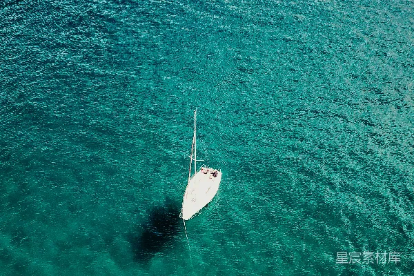 高清摄影 孤帆点点，静谧海景