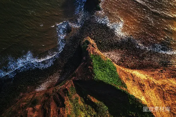 高清摄影 海岸岩石与海浪的俯瞰