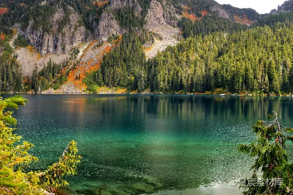 高清摄影 秋日山湖