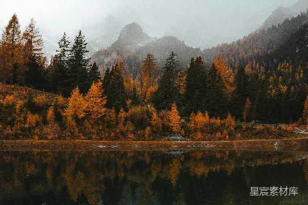 高清摄影 秋日山湖静谧景色